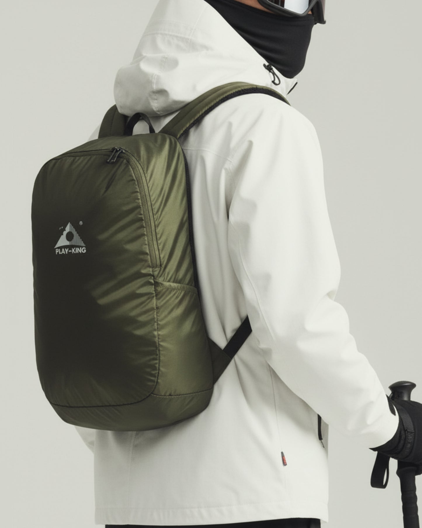 Ultralight Foldable Travel Backpack – military green.
